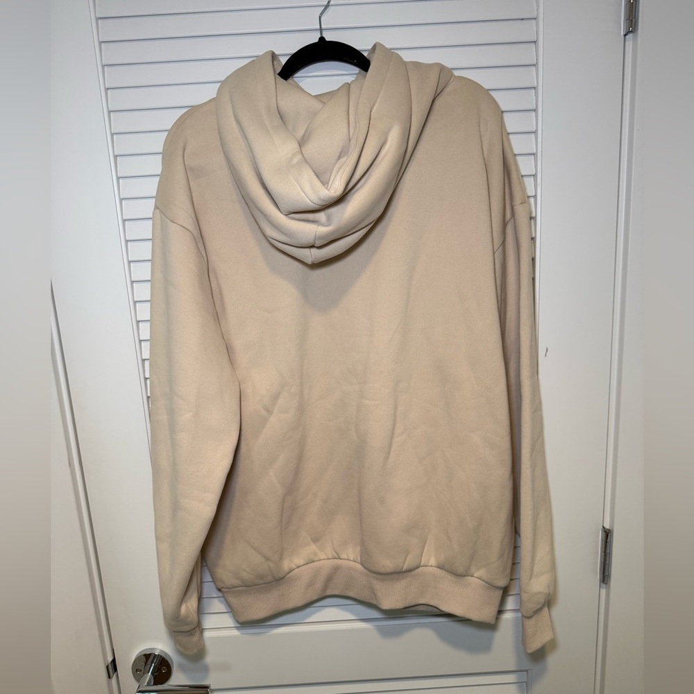 Comfrt Cream Hoodie Size L - Picture 2 of 3